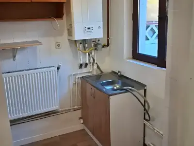 Vanzare casa Sector 3 Bucuresti bucatarie mica camera tehnica
